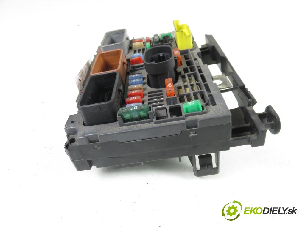 CITROEN C4 Grand Picasso I (UA_) MINIVAN 2006 80,00 1.6 HDi - 9HZ (DV6TED4) 1560,00 MODUL BSM 9664705880