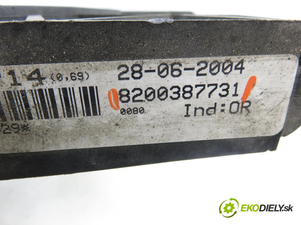 RENAULT ESPACE IV (JK0/1_) MINIVAN 2004 85,00 1.9 dCi 116 - F9Q 820 1870,00 Ventilátor chladič klíma/voda 8200387731