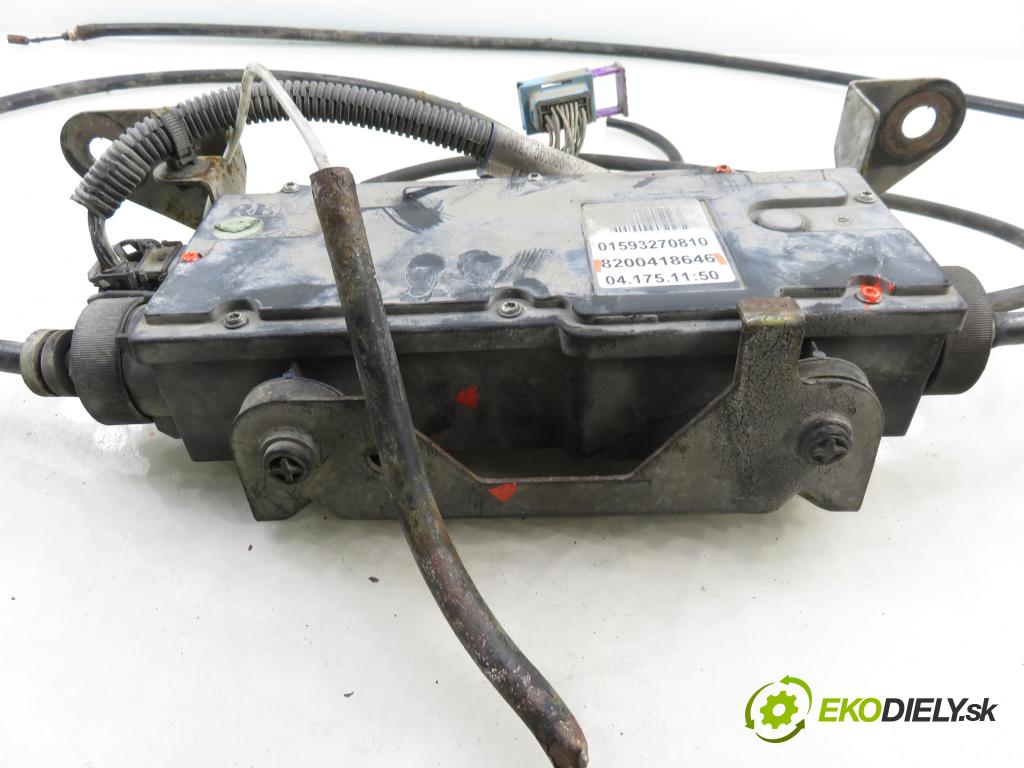 RENAULT ESPACE IV (JK0/1_) MINIVAN 2004 85,00 1.9 dCi 116 - F9Q 820 1870,00 BRZDA: ručny elektrický 8200418646