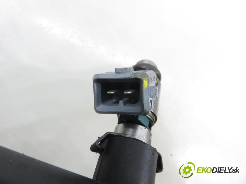 RENAULT SCENIC I (JA0/1_) CROSSOVER 2001 102,00 2.0 16V RX4 139 - F4R 744 1998,00 Lišta vstrekovacia IWP042 ; 7700107405 ; 7700112777 (Vstrekovacia lišta)