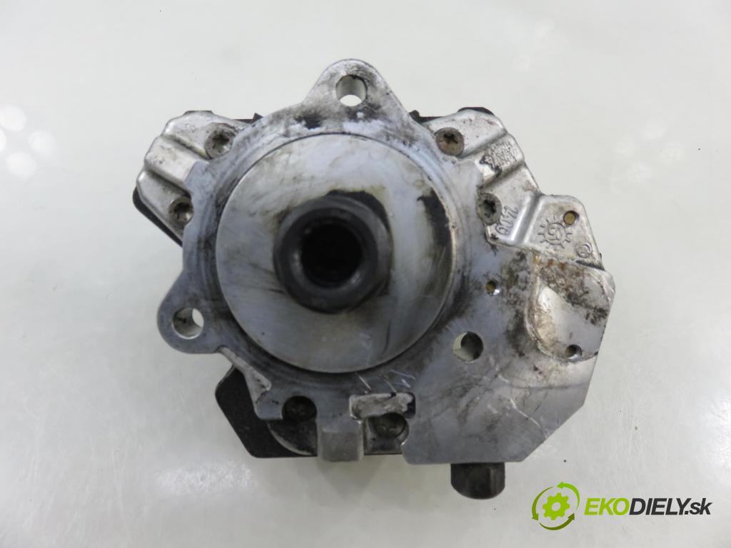 SEAT IBIZA III (6L1) HB 2003 55,00 1.4 TDI 75 - AMF 1422,00 Pumpa vákuová 038145209E