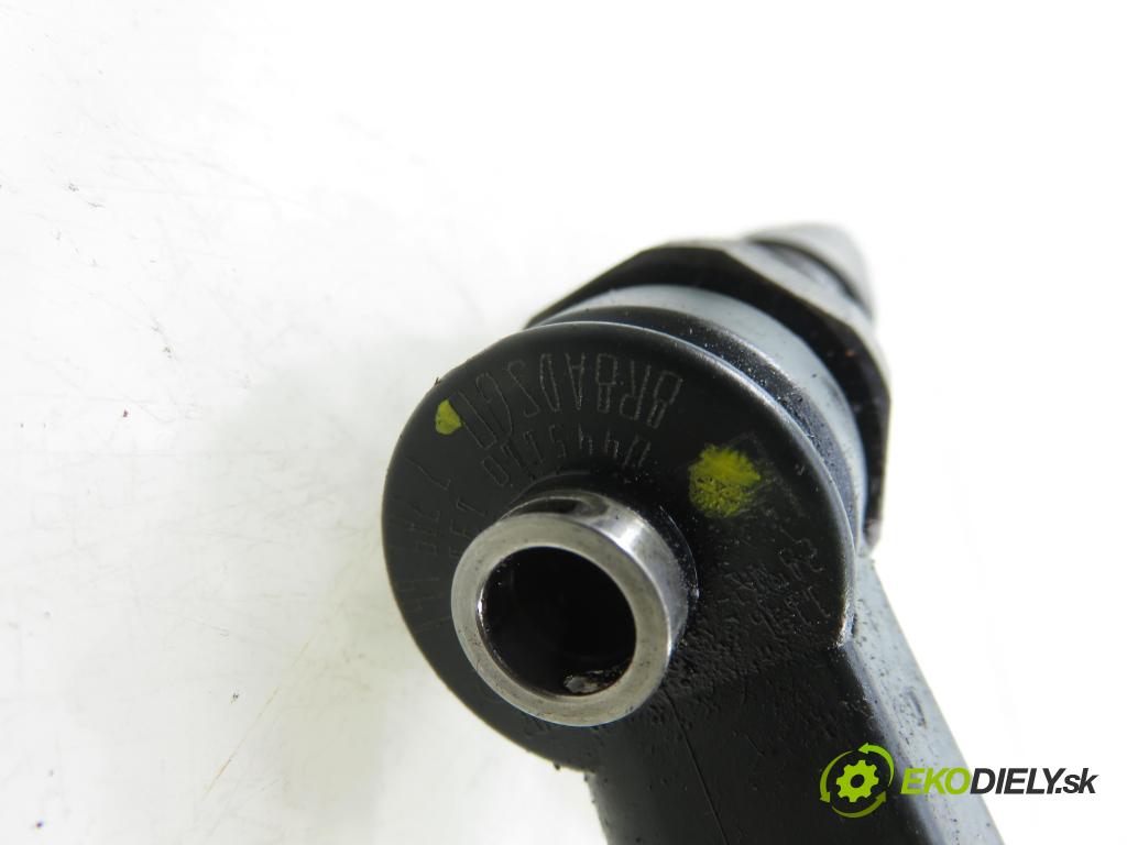 BMW 3 Compact (E46) COMPACT 2002 110,00 320 td 150 - M47 D20 (204D4) 1995,00 vstrekovač 0445110131 ; 7789661 (Vstrekovač paliva)