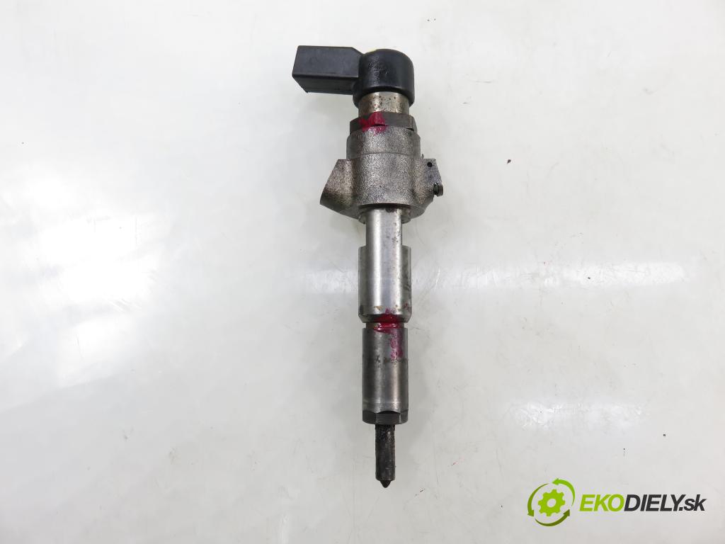 FORD FIESTA V (JH_, JD_) HB 2004 50,00 1.4 TDCi 68 - F6JB 1399,00 vstrekovač 9649574480 (Vstrekovač paliva)