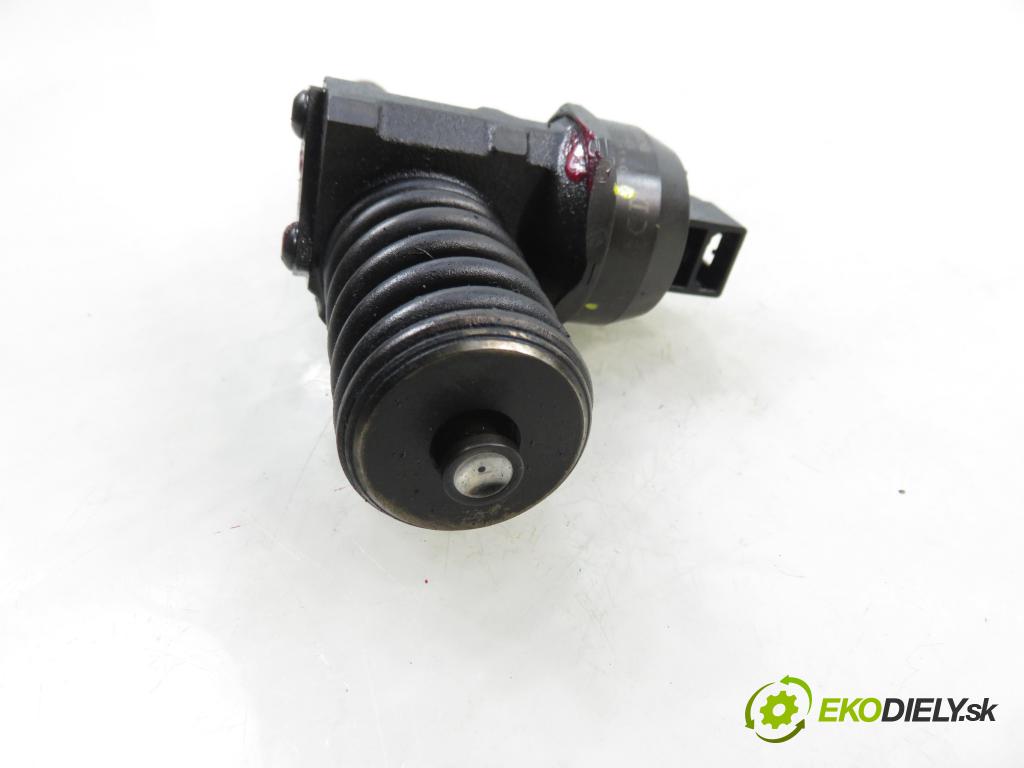 SEAT ALHAMBRA (7V8, 7V9) VAN 2005 96,00 1.9 TDI - ASZ 1896,00 Vstrekovač 038130073BA ; 0414720216 (Vstrekovač paliva)