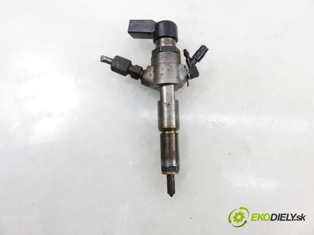 FORD FIESTA V (JH_, JD_) HB 2004 50,00 1.4 TDCi 68 - F6JB 1399,00 vstrekovač 9649574480 (Vstrekovač paliva)