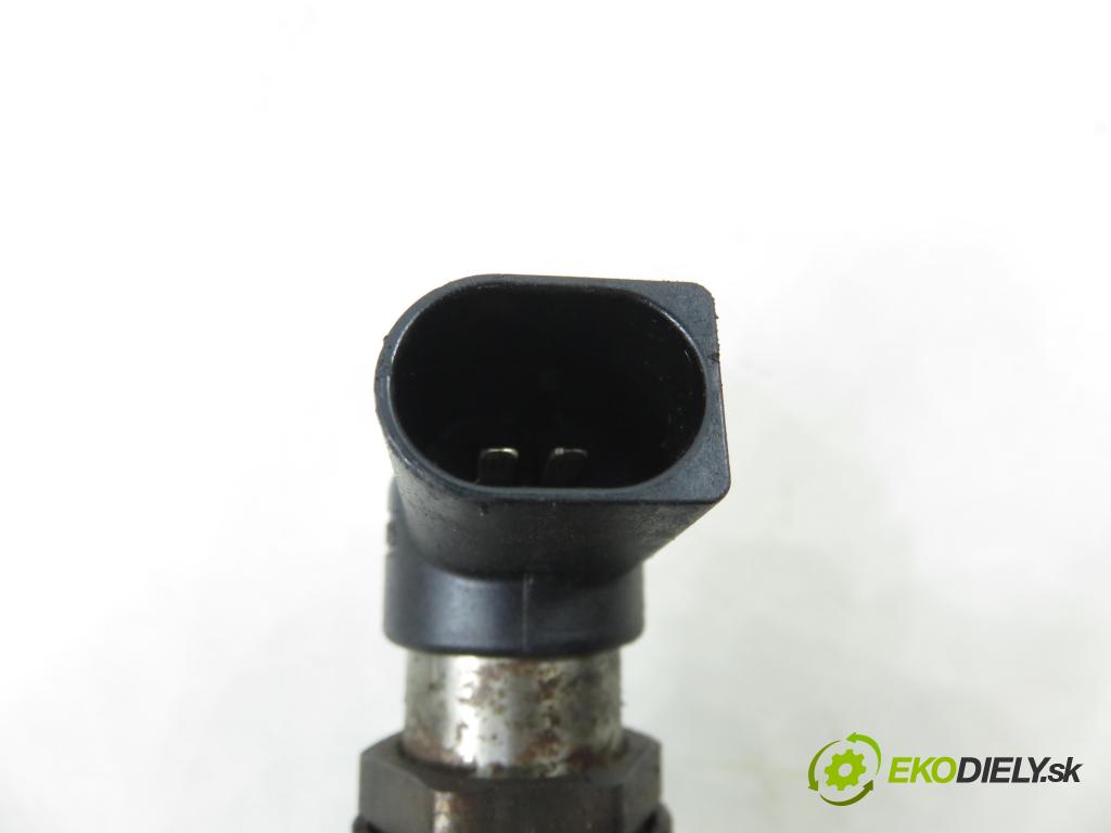 FORD FIESTA V (JH_, JD_) HB 2004 50,00 1.4 TDCi 68 - F6JB 1399,00 vstrekovač 9649574480 (Vstrekovač paliva)