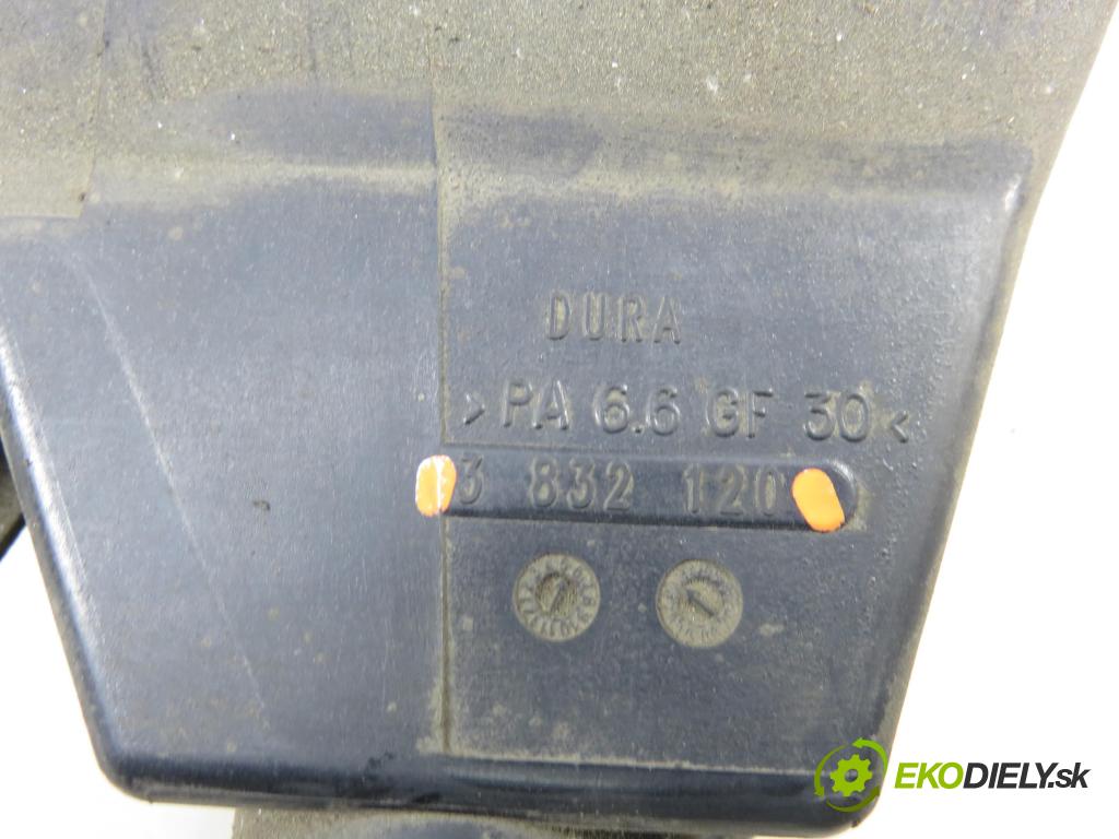 RENAULT ESPACE IV (JK0/1_) MINIVAN 2004 85,00 1.9 dCi 116 - F9Q 820 1870,00 ZVEDÁK: 3832120