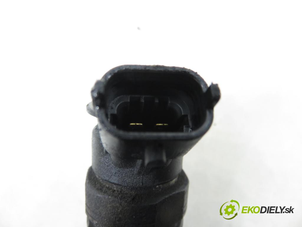 PEUGEOT PARTNER Skrzynia FURGON 2011 55,00 1.6 HDi - 9HT (DV6BTED4) 1560,00 vstrekovač 0445110311 (Vstrekovač paliva)