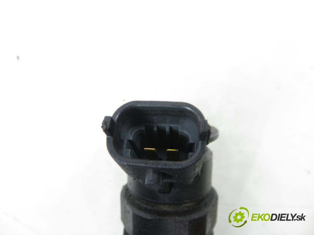 PEUGEOT PARTNER Skrzynia FURGON 2011 55,00 1.6 HDi - 9HT (DV6BTED4) 1560,00 vstrekovač 0445110311 (Vstrekovač paliva)