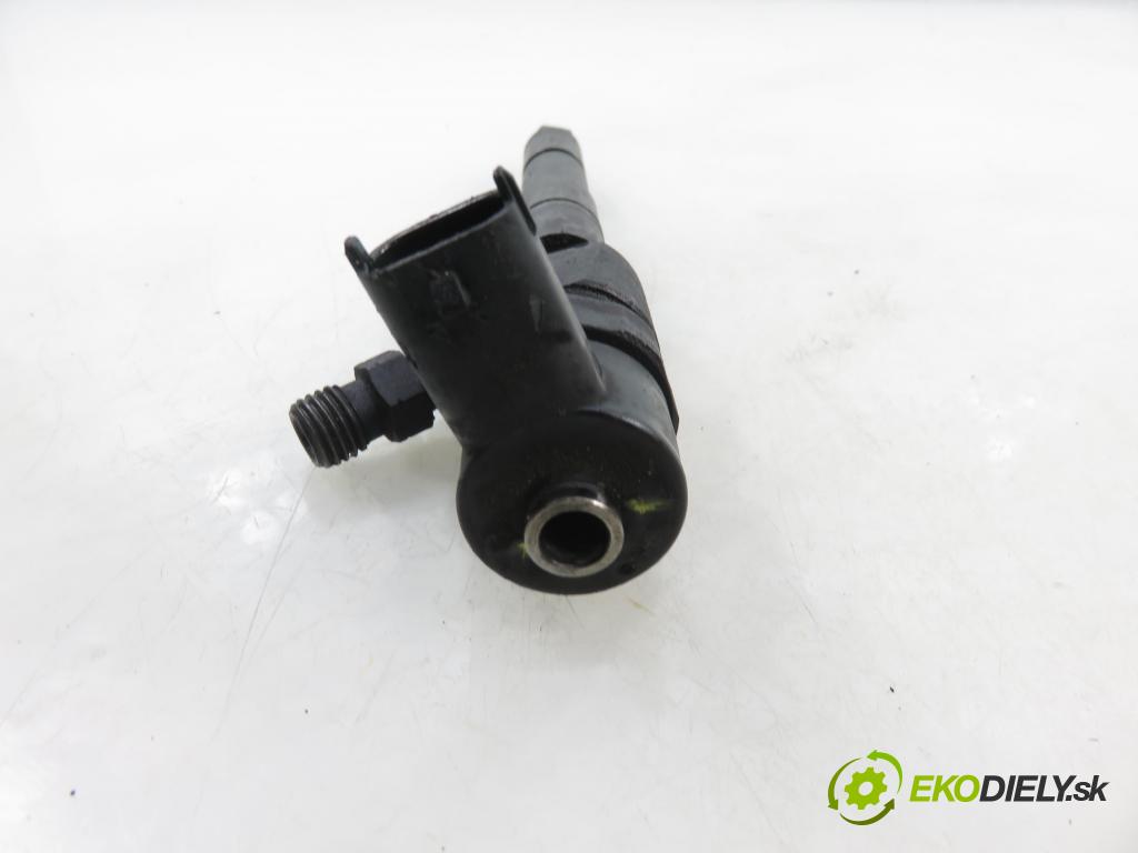 OPEL VECTRA C (Z02) HB 2005 110,00 1.9 CDTI - Z 19 DTH 1910,00 vstrekovač 0445110159 (Vstrekovač paliva)