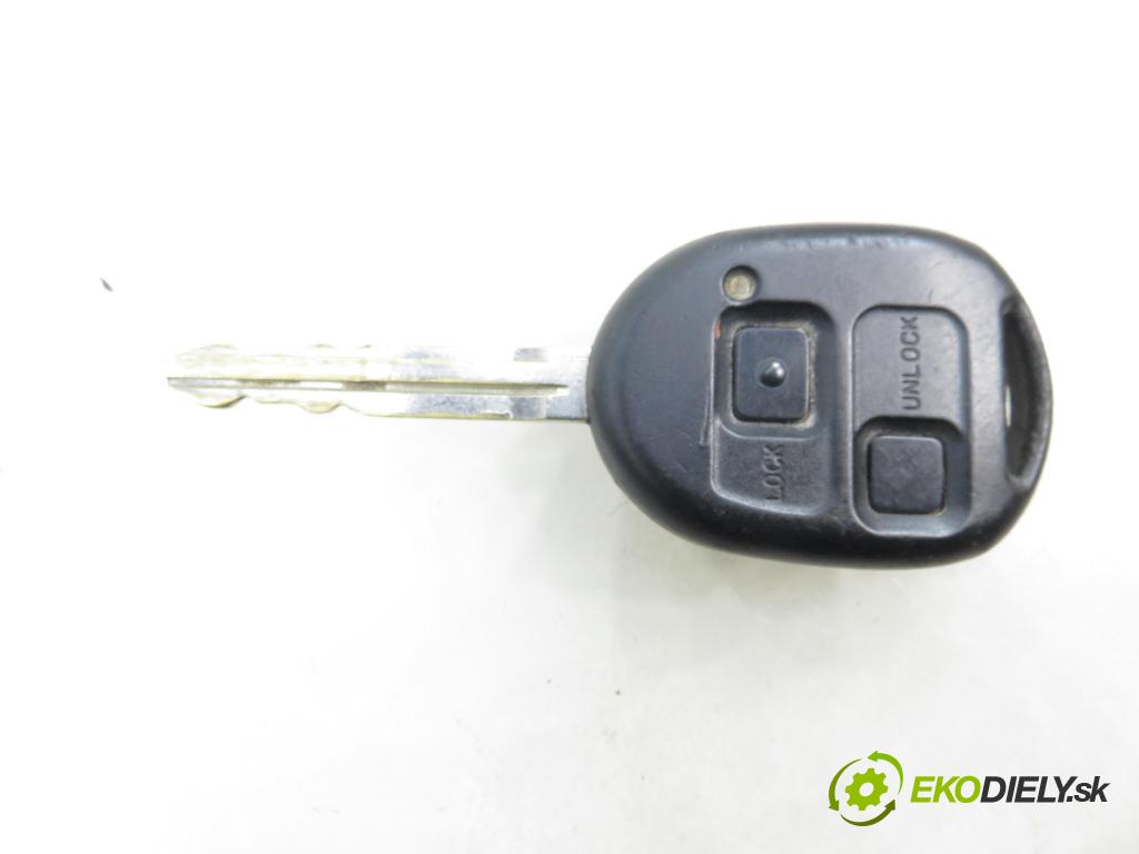 TOYOTA AVENSIS VERSO (_M2_) MINIVAN 2004 85,00 2.0 D (CLM20_) - 1CD-FTV 1995,00 spinačka / zámky 45020287