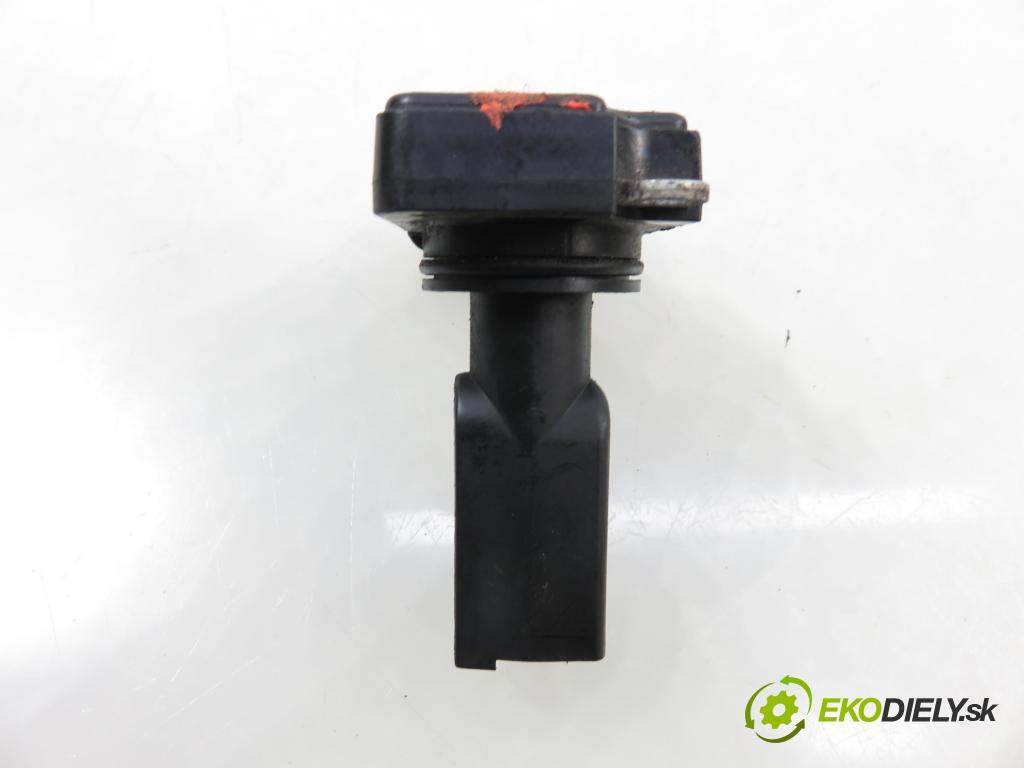 TOYOTA AVENSIS VERSO (_M2_) MINIVAN 2004 85,00 2.0 D (CLM20_) - 1CD-FTV 1995,00 váha vzduchu vzduchu 2220427010