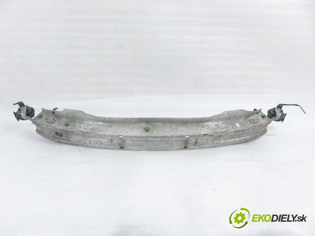 AUDI A4 Avant (8E5, B6) KOMBI 2004 140,00 1.8 T quattro - BEX 1781,00 Výstuha čelné