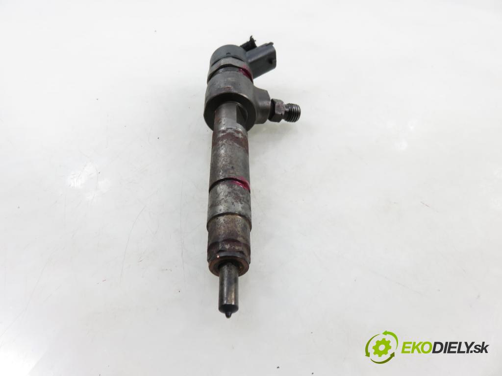 OPEL ZAFIRA B (A05) MINIVAN 2006 74,00 1.9 CDTI 8V 101 - Z 19 DTL 1910,00 vstrekovač 0445110165 (Vstrekovač paliva)