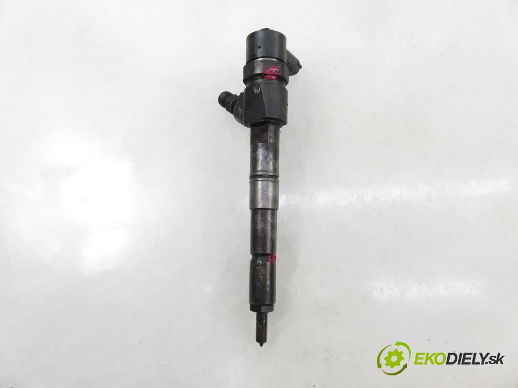 OPEL VECTRA C (Z02) HB 2005 110,00 1.9 CDTI - Z 19 DTH 1910,00 vstrekovač 0445110159 (Vstrekovač paliva)