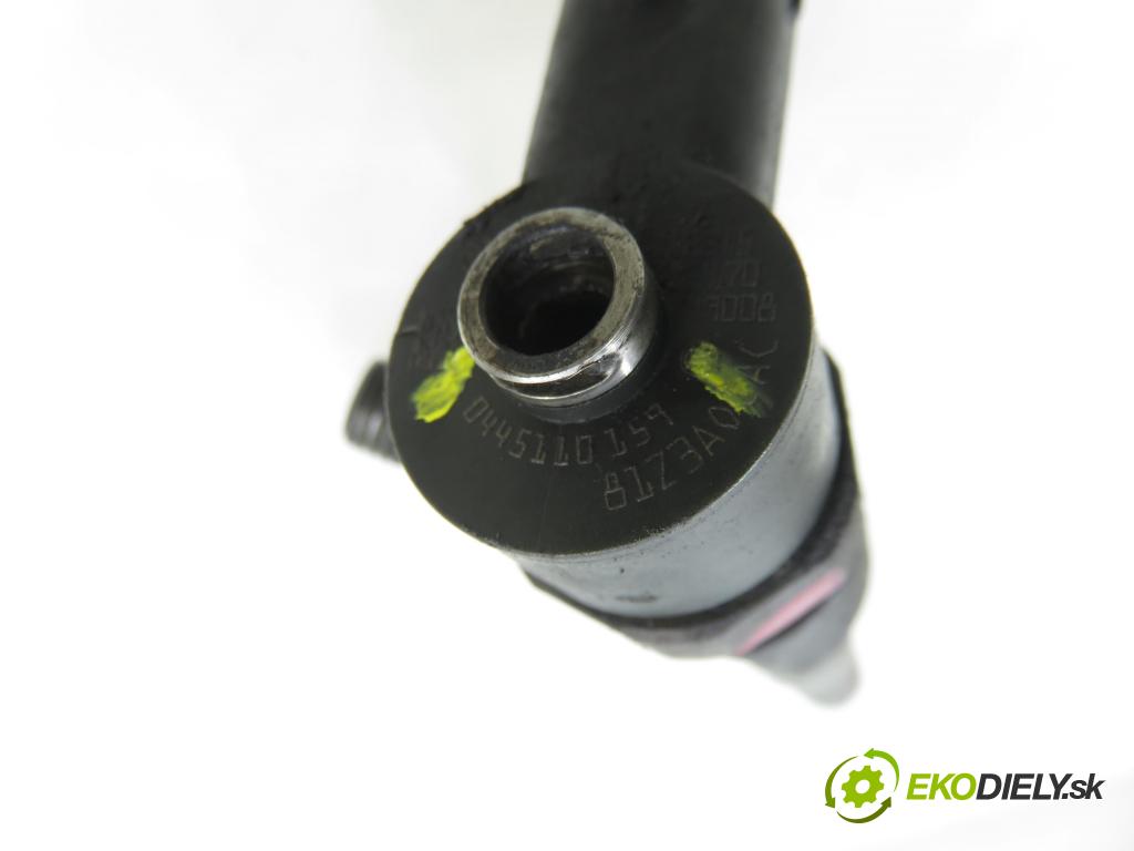 OPEL VECTRA C (Z02) HB 2005 110,00 1.9 CDTI - Z 19 DTH 1910,00 vstrekovač 0445110159 (Vstrekovač paliva)