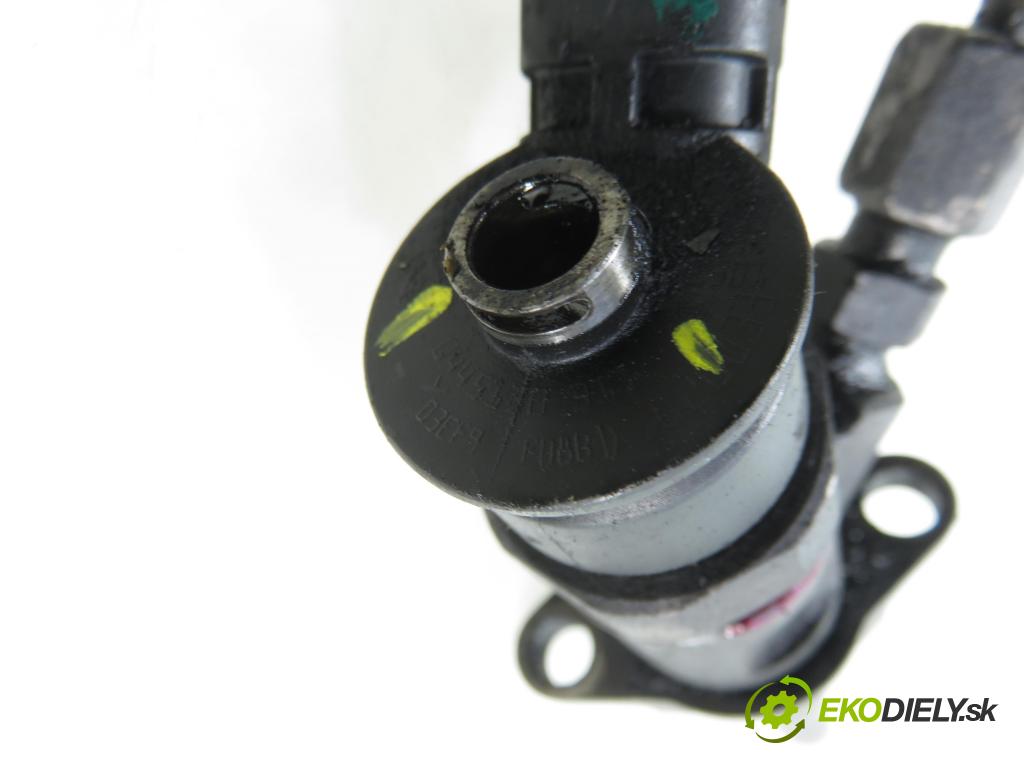 PEUGEOT PARTNER Skrzynia FURGON 2011 55,00 1.6 HDi - 9HT (DV6BTED4) 1560,00 vstřikovač 0445110311 (Vstřikovač paliva)