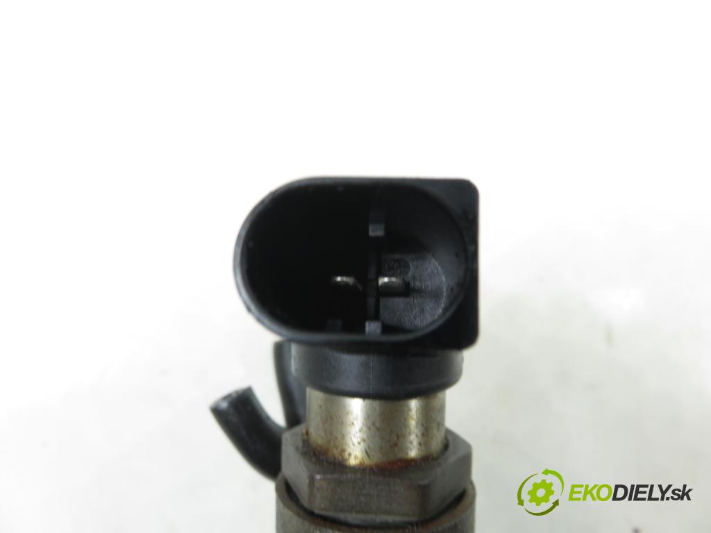 FORD FIESTA V (JH_, JD_) HB 2004 50,00 1.4 TDCi 68 - F6JB 1399,00 vstrekovač 9649574480 (Vstrekovač paliva)