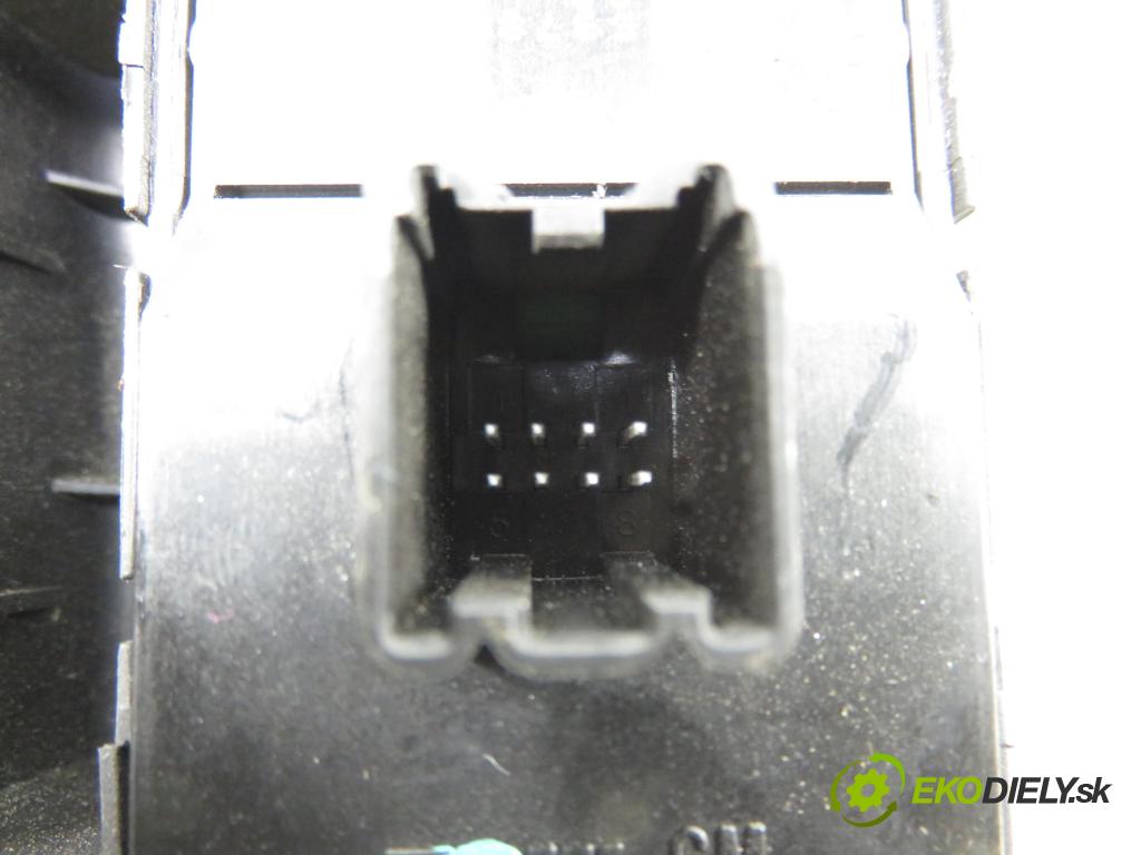 OPEL MERIVA B nadwozie wielkoprzestrzenne (MPV) (S10) MINIVAN 2008 88,00 1.4 LPG - A 14 NEL 1364,00 Panel ovládania okien 13266039 ; 13305978