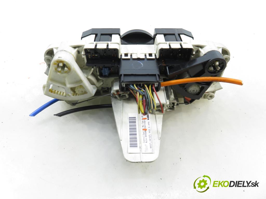 NISSAN MICRA III (K12) HB 2005 48,00 1.5 dCi 65 1461,00 Panel kúrenia KLIMATIZACE: F667193V01