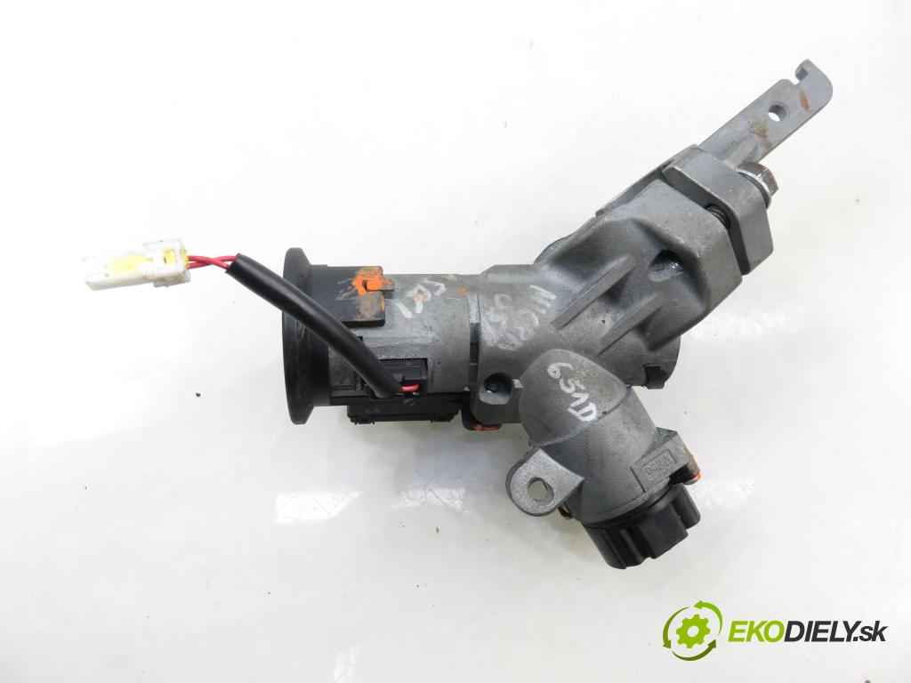 NISSAN MICRA III (K12) HB 2005 48,00 1.5 dCi 65 1461,00 spinačka N0501653 (Spínacia skrinka)