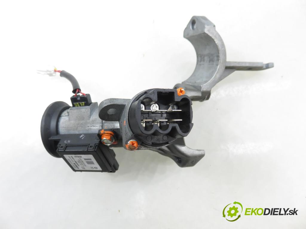 NISSAN MICRA III (K12) HB 2005 48,00 1.5 dCi 65 1461,00 spinačka N0501653 (Spínacia skrinka)