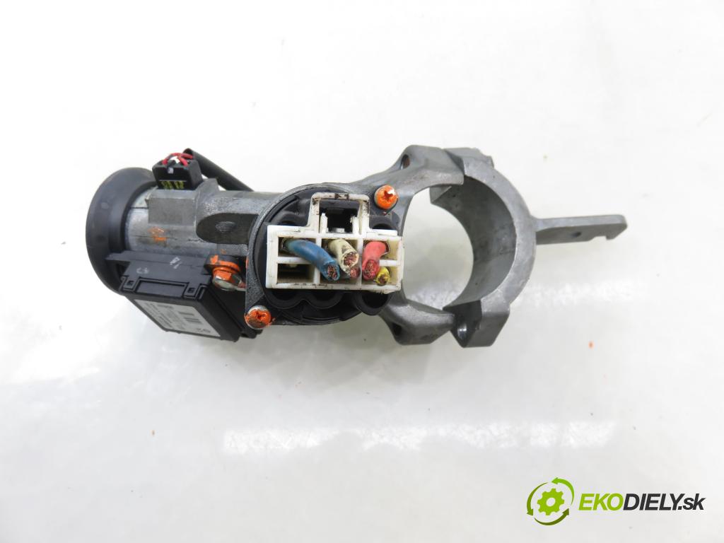 NISSAN MICRA III (K12) HB 2005 48,00 1.5 dCi 65 1461,00 spinačka N0501653 (Spínacia skrinka)