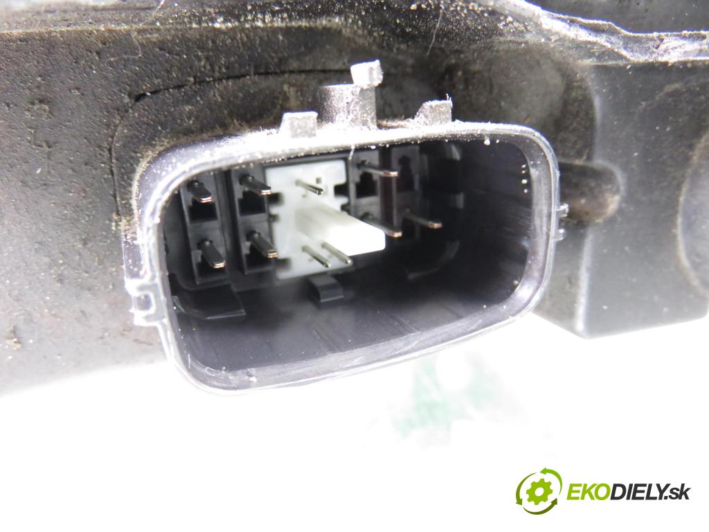 MAZDA 6 Station Wagon (GY) KOMBI 2006 89,00 2.0 DI 121 - RF5C 1998,00 Svetlo PP 014003903