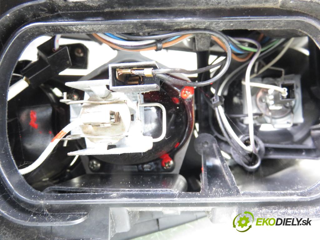 MAZDA 6 Station Wagon (GY) KOMBI 2006 89,00 2.0 DI 121 - RF5C 1998,00 Svetlo PP 014003903