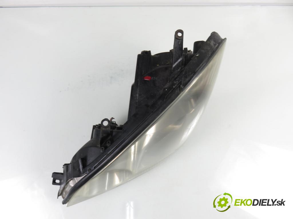 TOYOTA AVENSIS VERSO (_M2_) MINIVAN 2002 85,00 2.0 D (CLM20_) - 1CD-FTV 1995,00 Svetlo LP