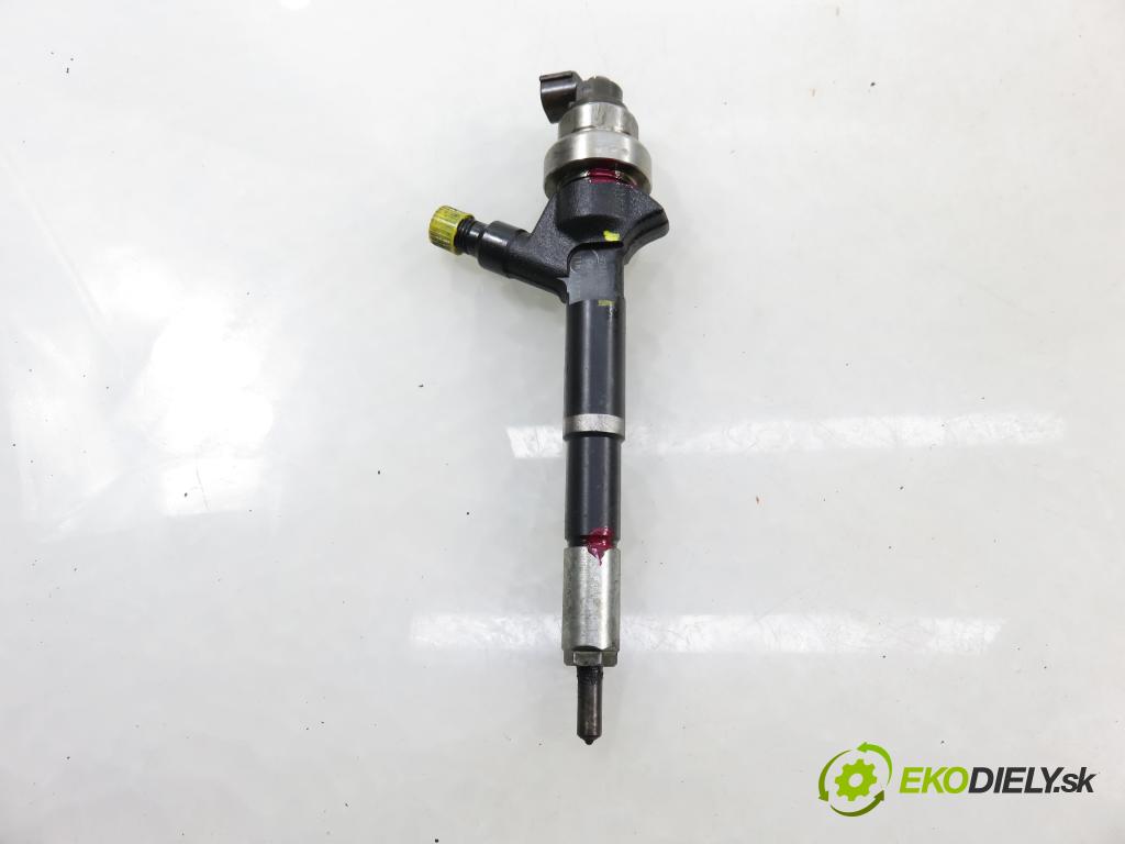 OPEL ASTRA H GTC (L08) HB 2009 81,00 1.7 CDTI - A 17 DTJ 1686,00 vstrekovač 8973762702 (Vstrekovač paliva)