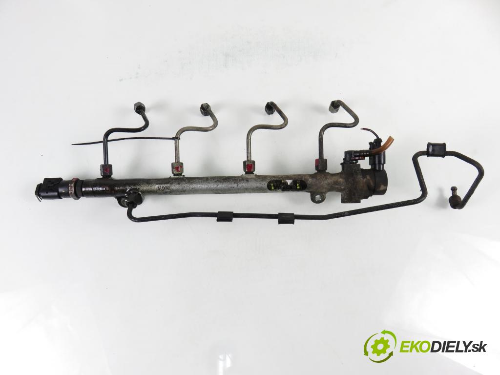 CHRYSLER PT CRUISER (PT_) HB 2002 89,00 2.2 CRD 121 - EDJ 2148,00 Lišta vstrekovacia 6110780149 ; 0445214004 ; 6110700095 (Vstrekovacia lišta)