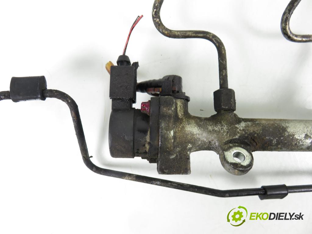 CHRYSLER PT CRUISER (PT_) HB 2002 89,00 2.2 CRD 121 - EDJ 2148,00 Lišta vstrekovacia 6110780149 ; 0445214004 ; 6110700095 (Vstrekovacia lišta)