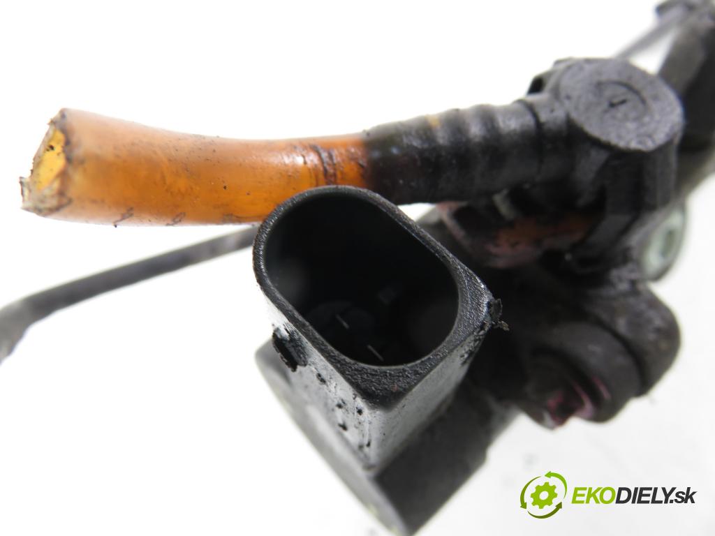 CHRYSLER PT CRUISER (PT_) HB 2002 89,00 2.2 CRD 121 - EDJ 2148,00 Lišta vstrekovacia 6110780149 ; 0445214004 ; 6110700095 (Vstrekovacia lišta)