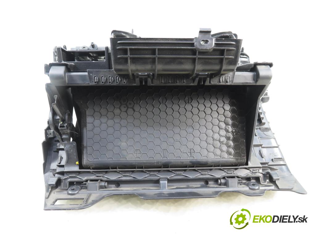VW GOLF VII Variant (BA5, BV5) KOMBI 2019 850,00 1.6 TDI CR 115 - DGTE 1598,00 Priehradka, kastlík 5G1857097AH