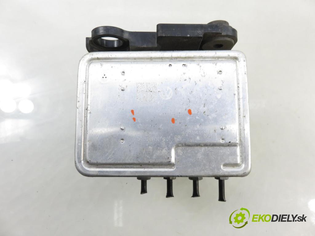 VW GOLF VII Variant (BA5, BV5) KOMBI 2019 850,00 1.6 TDI CR 115 - DGTE 1598,00 pumpa ABS 10091703233 ; 5Q0614517EE (Pumpa ABS)