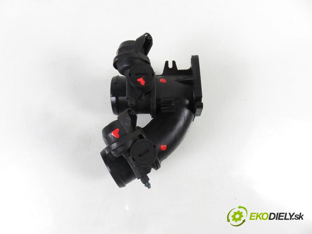 PEUGEOT 807 (EB_) MINIVAN 2004 94,00 2.2 16V HDi 128 - 4HW 2179,00 Škrtiaca klapka 9641446080 (Škrtiaca klapka)