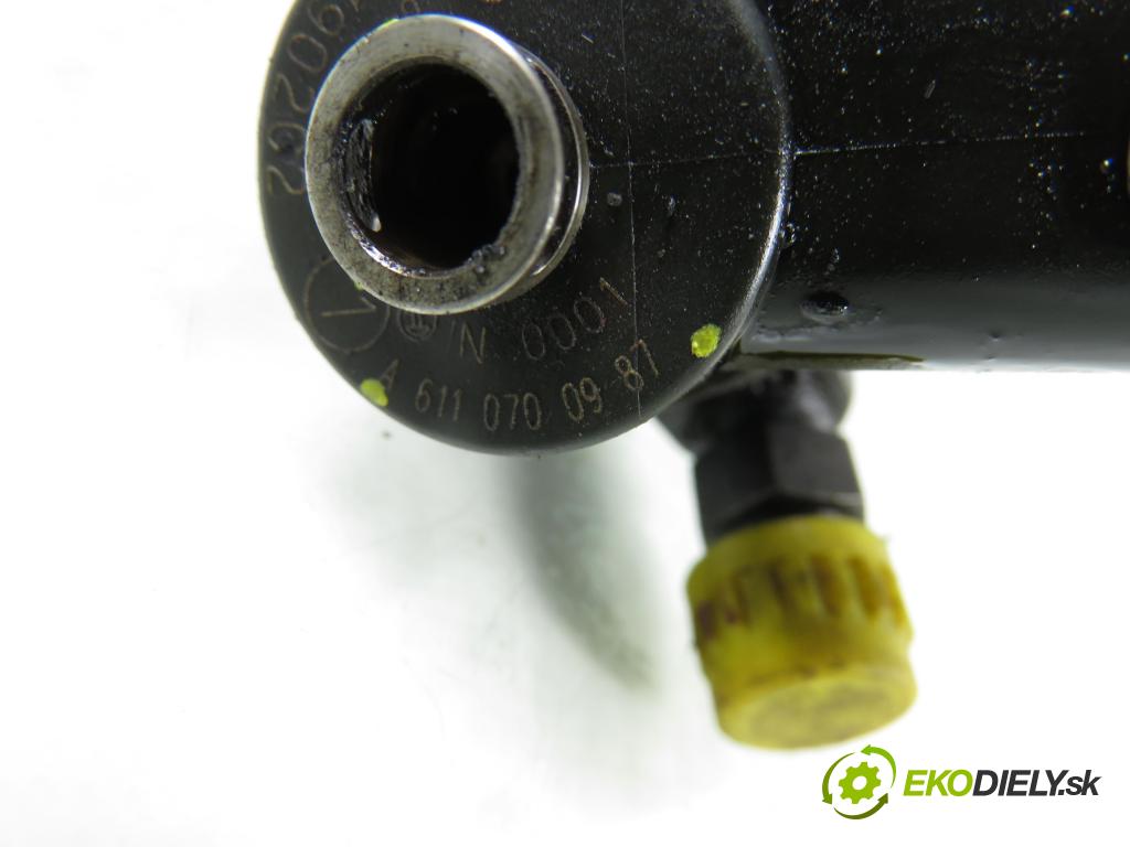 CHRYSLER PT CRUISER (PT_) HB 2002 89,00 2.2 CRD 121 - EDJ 2148,00 vstřikovač 6110700987 ; 0445110072 (Vstřikovač paliva)