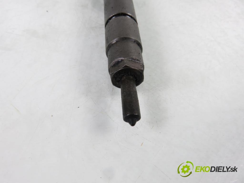 CHRYSLER PT CRUISER (PT_) HB 2002 89,00 2.2 CRD 121 - EDJ 2148,00 vstřikovač 6110700987 ; 0445110072 (Vstřikovač paliva)