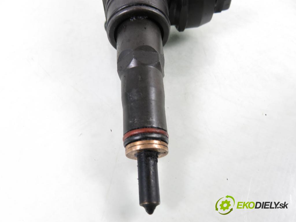 SKODA OCTAVIA I Combi (1U5) KOMBI 2002 74,00 1.9 TDI 4x4 - ATD 1896,00 vstříkovač 038130073AG ; 0414720215 (Vstřikovač paliva)