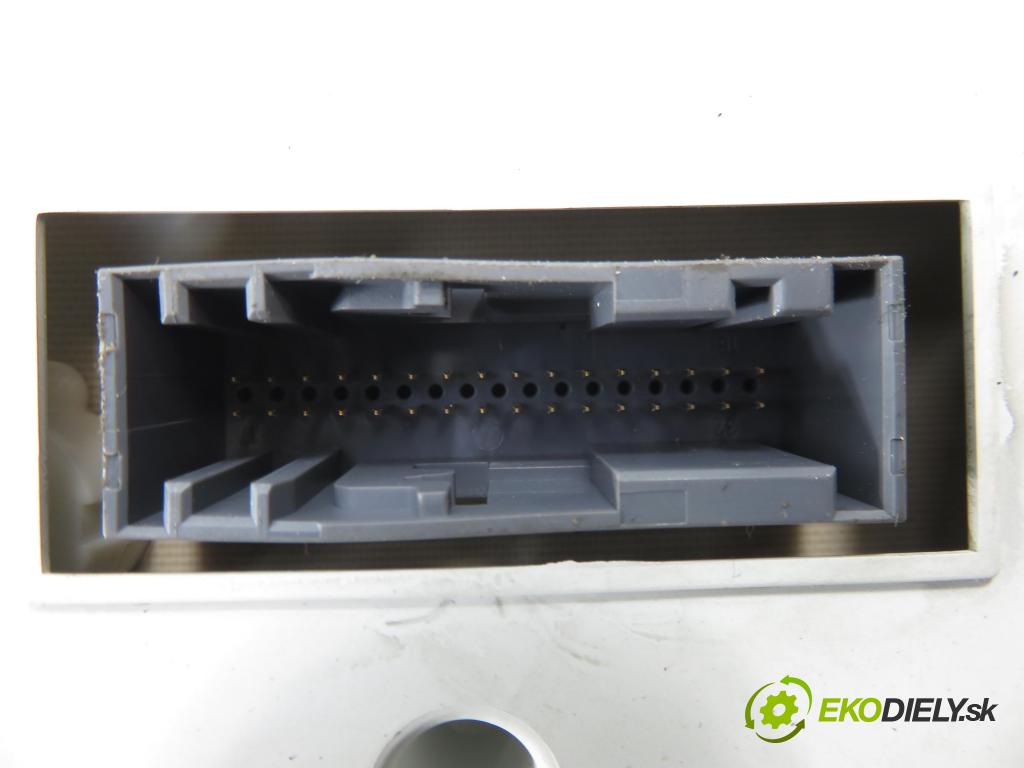 FORD FOCUS II (DA_, HCP) HB 2005 74,00 1.6 - SHDC 1596,00 Prístrojovka elektrický 4M5T10849EM