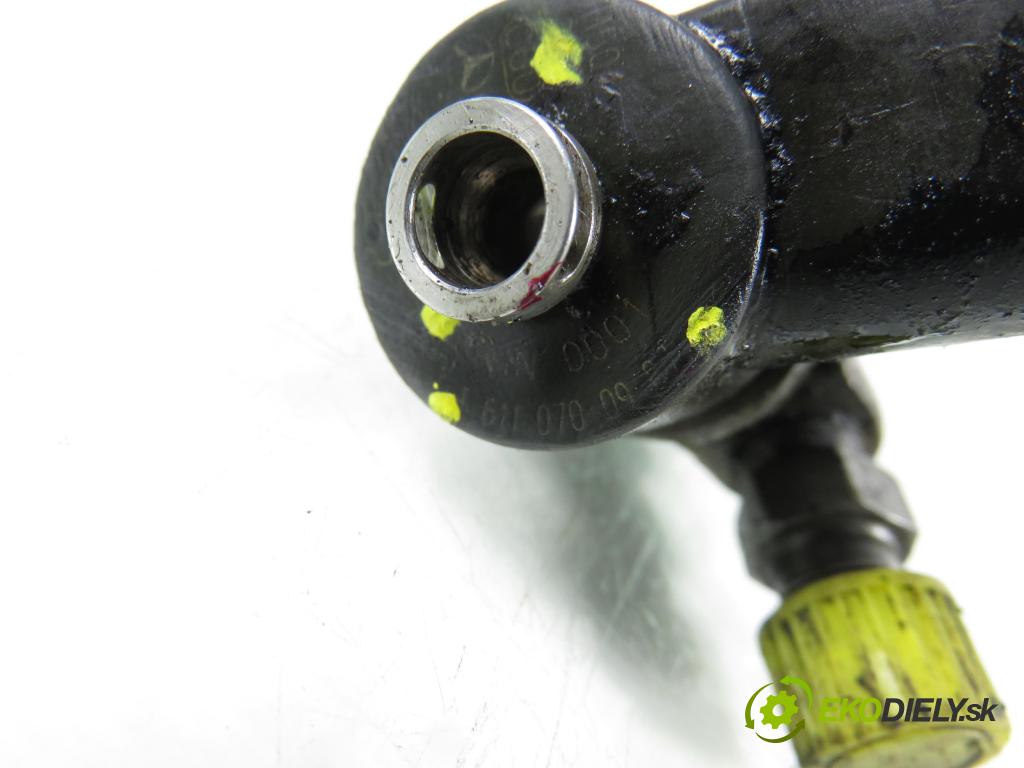 CHRYSLER PT CRUISER (PT_) HB 2002 89,00 2.2 CRD 121 - EDJ 2148,00 vstrekovač 6110700987 ; 0445110072 (Vstrekovač paliva)