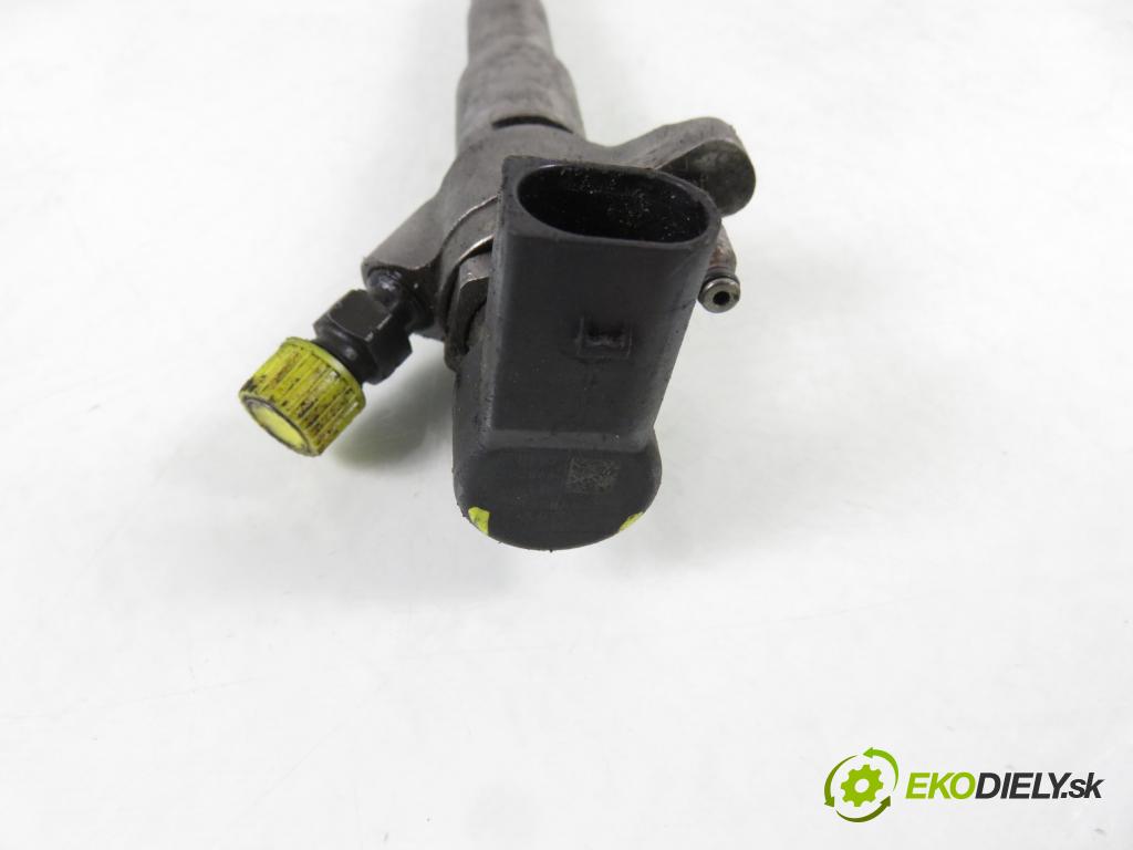 RENAULT MASTER III Platforma / podwozie (EV, HV, UV) KABINA/PLATFORMA 2015 0,00 2.3 dCi 165 FWD - M9T 700 2298,00 vstrekovač 166000372R ; HMLGT5164R (Vstrekovač paliva)