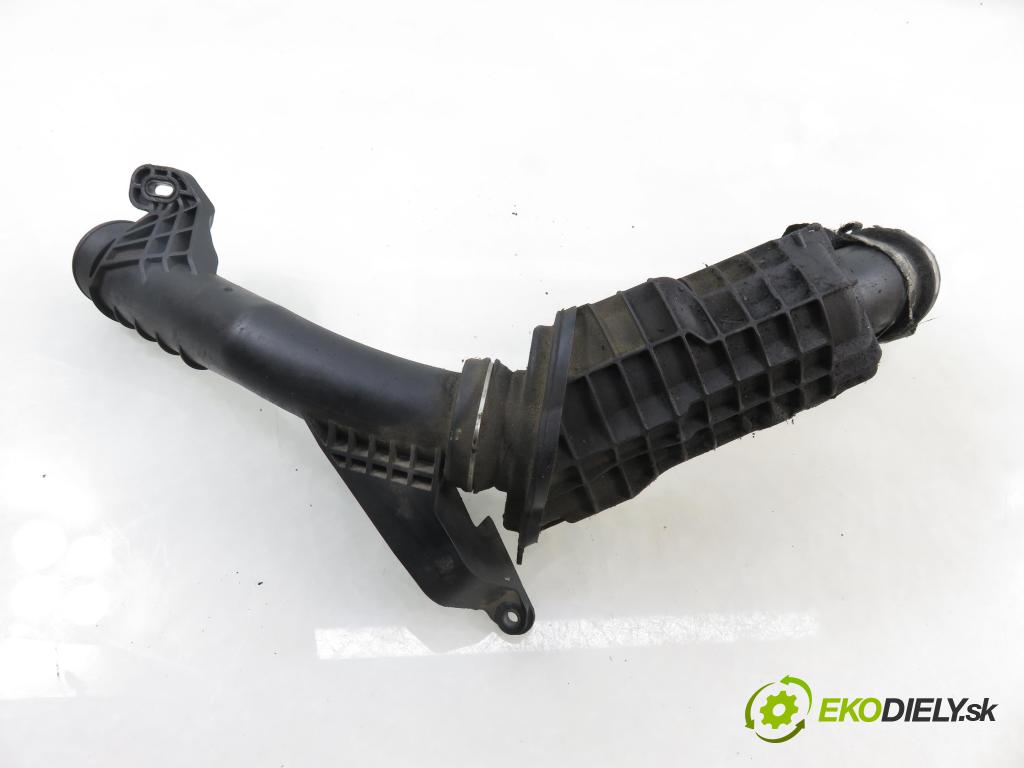 DACIA DOKKER Express FURGON 2012 0,00 1.5 dCi - K9K 612 1461,00 Rúra intercoolera turba 144609034R