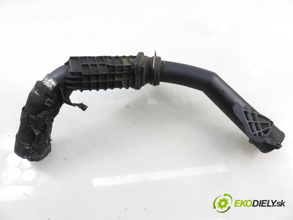 DACIA DOKKER Express FURGON 2012 0,00 1.5 dCi - K9K 612 1461,00 Rúra intercoolera turba 144609034R