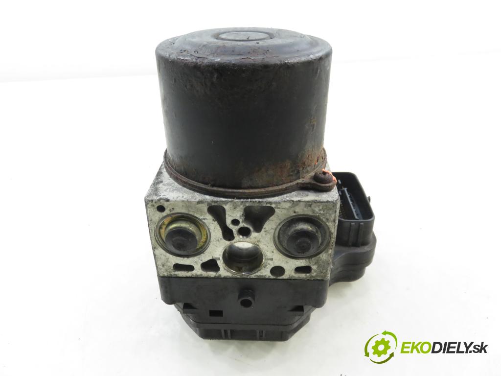 TOYOTA AVENSIS VERSO (_M2_) MINIVAN 2004 85,00 2.0 D (CLM20_) - 1CD-FTV 1995,00 pumpa ABS 8954144150 ; 4454044040 ; 1338007480 (Pumpa ABS)