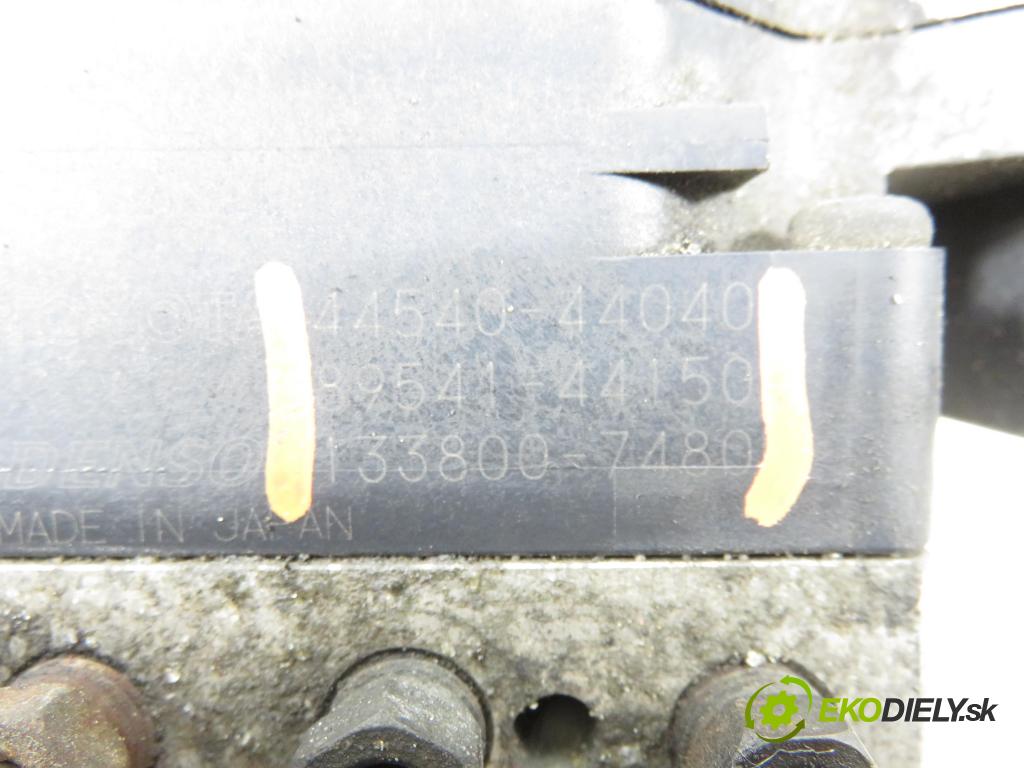 TOYOTA AVENSIS VERSO (_M2_) MINIVAN 2004 85,00 2.0 D (CLM20_) - 1CD-FTV 1995,00 pumpa ABS 8954144150 ; 4454044040 ; 1338007480 (Pumpa ABS)