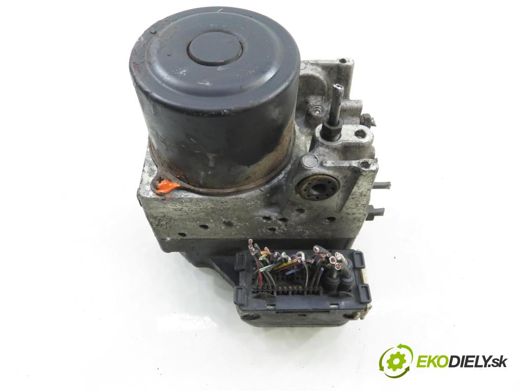 TOYOTA AVENSIS VERSO (_M2_) MINIVAN 2004 85,00 2.0 D (CLM20_) - 1CD-FTV 1995,00 pumpa ABS 8954144150 ; 4454044040 ; 1338007480 (Pumpa ABS)