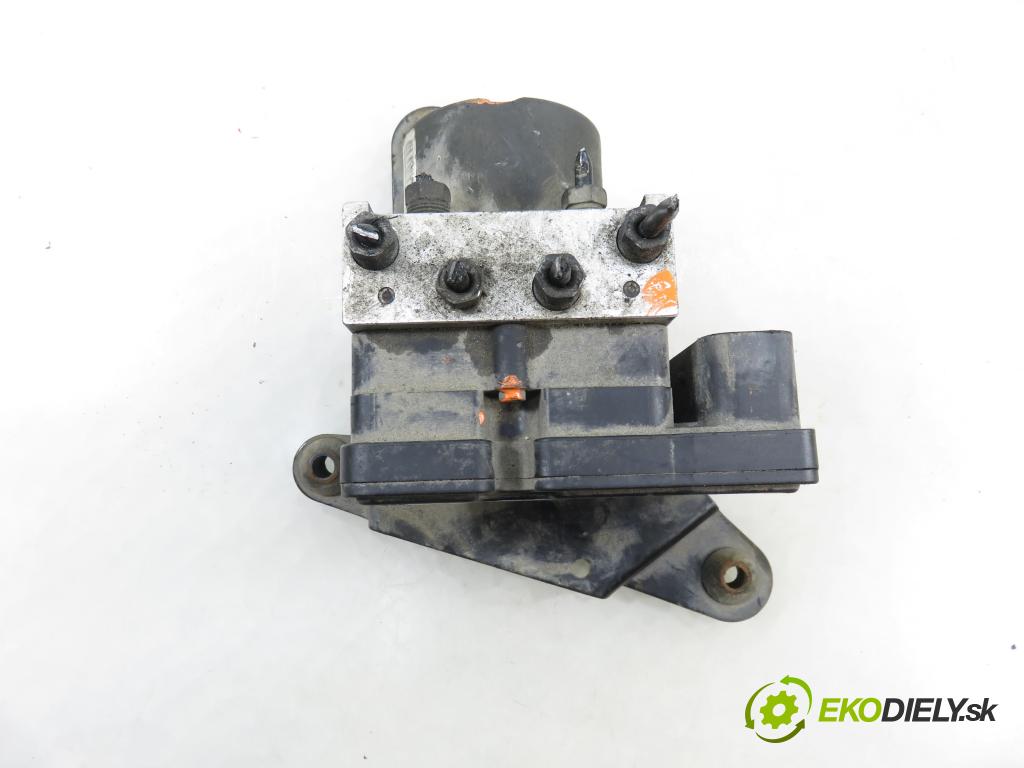 PEUGEOT 206 SW (2E/K) KOMBI 2003 66,00 2.0 HDi - RHY (DW10TD) 1997,00 pumpa ABS 10097011053 ; 10020700024 ; 9641871180 (Pumpa ABS)