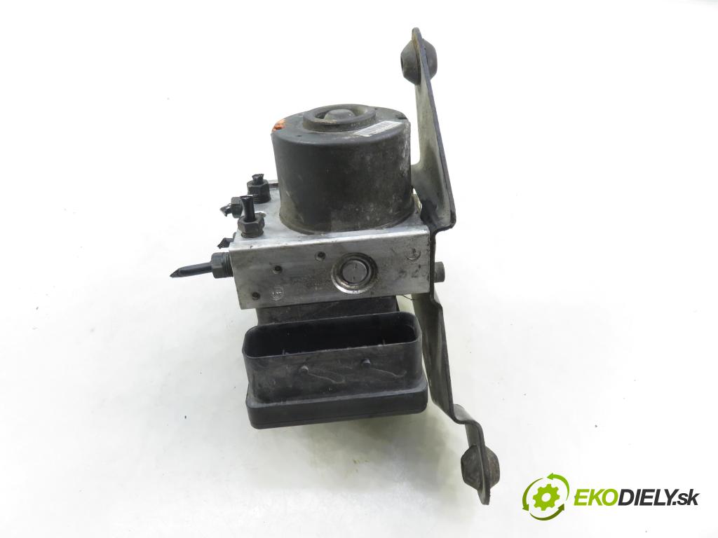 PEUGEOT 206 SW (2E/K) KOMBI 2003 66,00 2.0 HDi - RHY (DW10TD) 1997,00 pumpa ABS 10097011053 ; 10020700024 ; 9641871180 (Pumpa ABS)